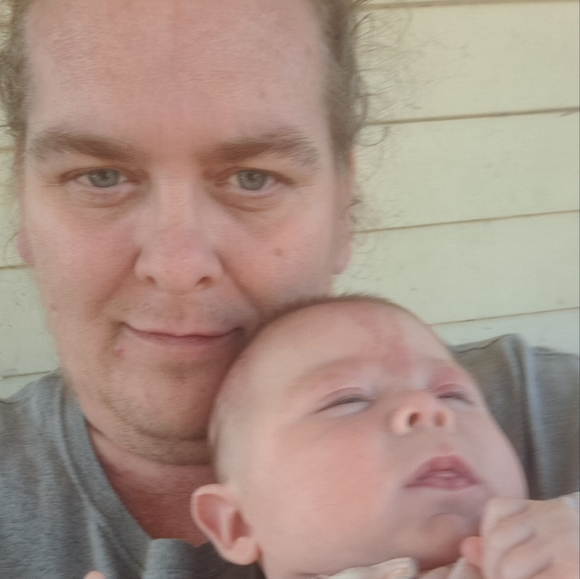 Meet your Posher, Tonya - Picture 2 of 3